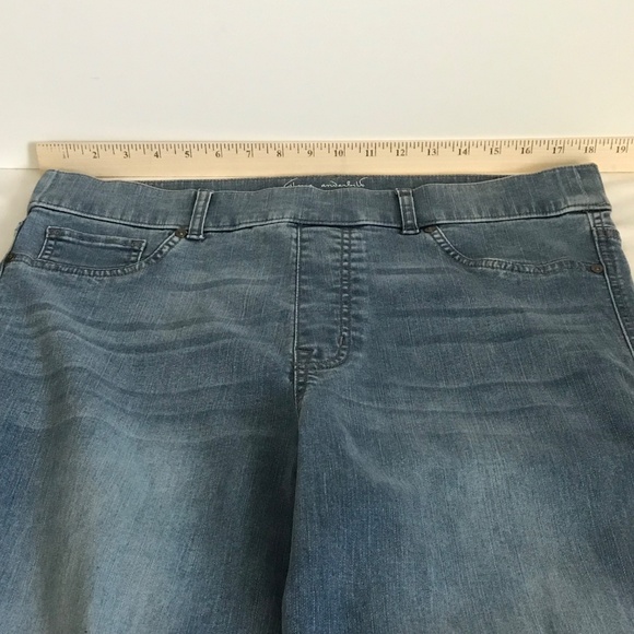 GLORIA VANDERBILT Shape Effect High Rise Flare Jeans Women’s Plus Size 14 - Picture 11 of 16